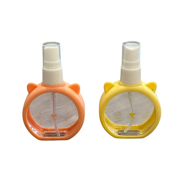 3/$20💘 NWT Cat Lady Box Set of Two Cat Travel Spray Bottles - Picture 7 of 14